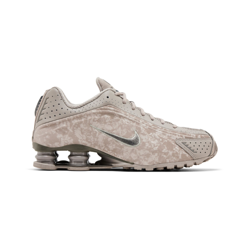 Nike Shox R4 'Flat Pewter Floral' (Women)