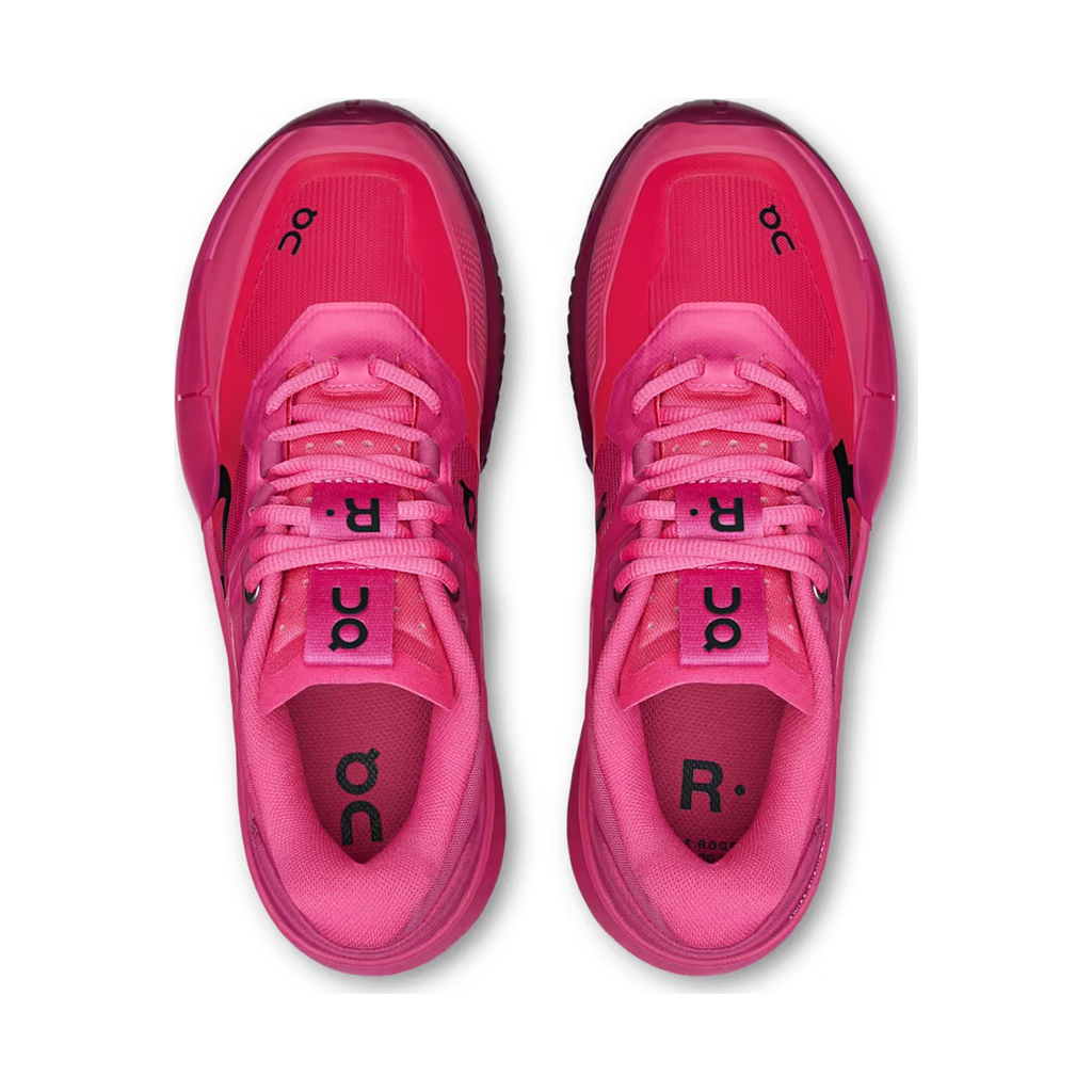 On THE ROGER 'Pink' (Unisex)