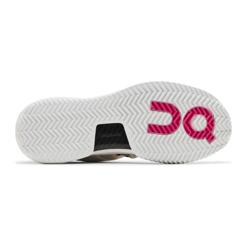 On THE ROGER Pro 2 Clay 'White Pink' (Women)