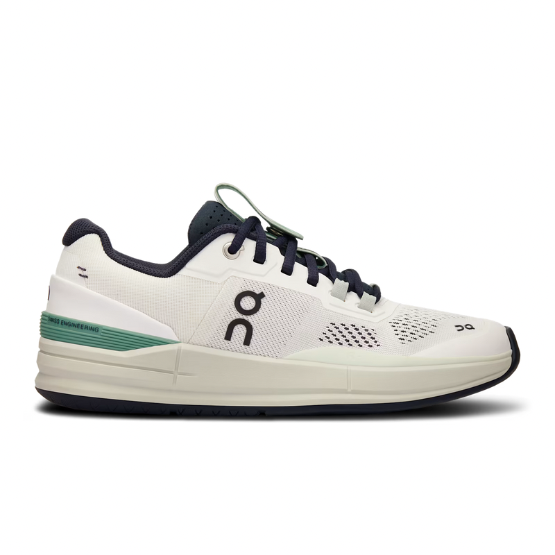 On THE ROGER Pro 'White Aloe' (Women)