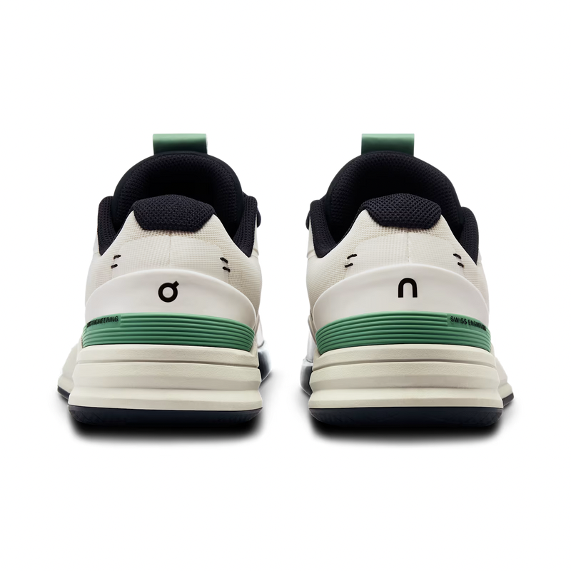 On THE ROGER Pro 'White Aloe' (Women)