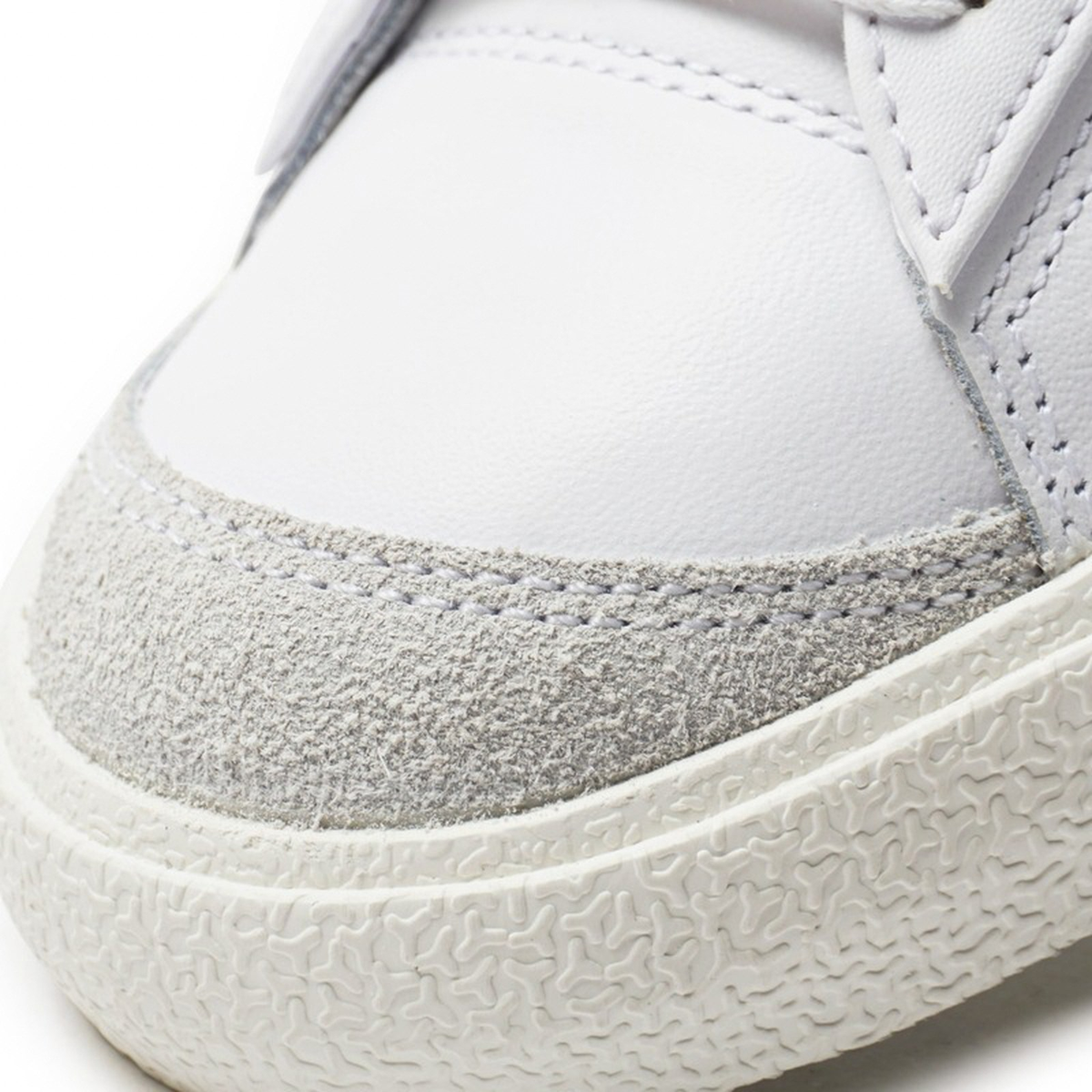 Nike Blazer Low '77 Vintage 'White Black' (Unisex)
