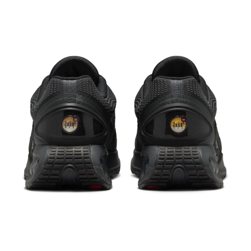 Nike Air Max Dn 'Black Dark Smoke Grey' (Men)