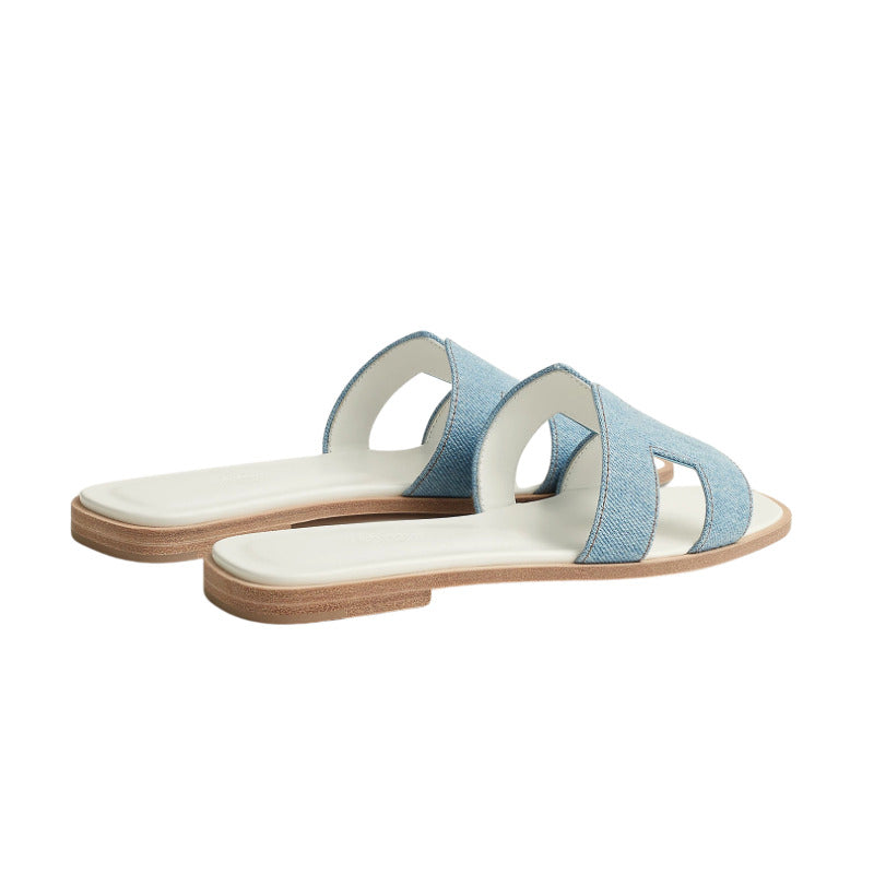 Hermès Oran Sandal 'Bleu Clair' (Women)