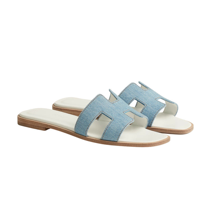 Hermès Oran Sandal 'Bleu Clair' (Women)