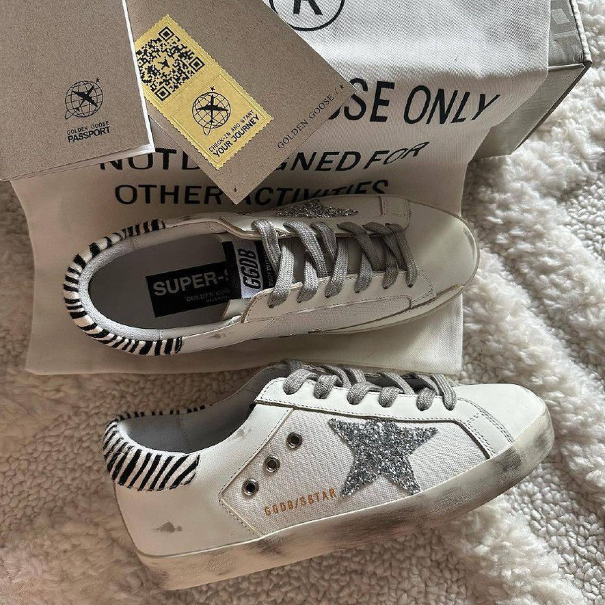Golden Goose Super-Star 'Zebra' (Women) — 2-Hour Delivery